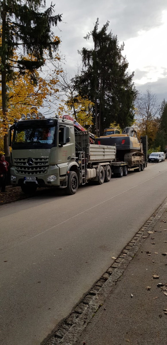 Lkw der Firma Peter Gigl Transporte